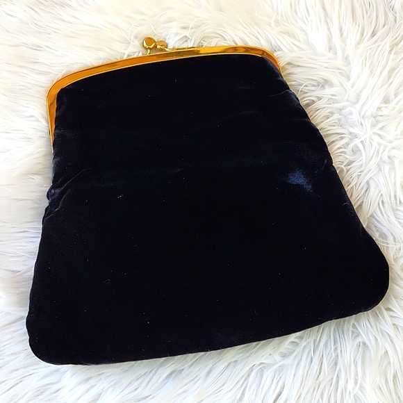 VTG INGBER VELVET FOLDOVER CLUTCH - Picture 3 of 9